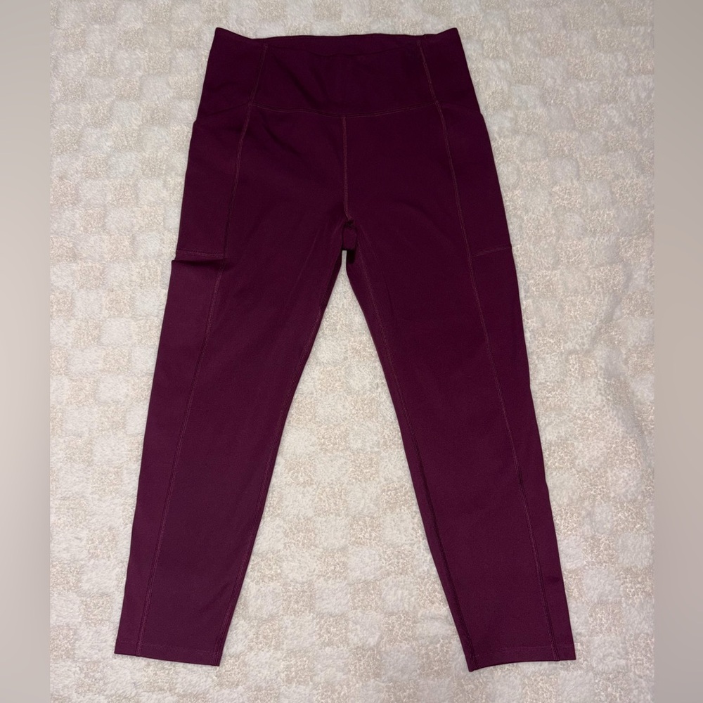 Girlfriend Collective Cropped Compressive Pocket Legging in Plum Size XLarge